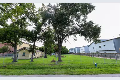 1911 Jacquelyn Drive, Houston, TX 77055 - Photo 12