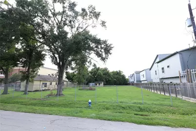 1911 Jacquelyn Drive, Houston, TX 77055 - Photo 14