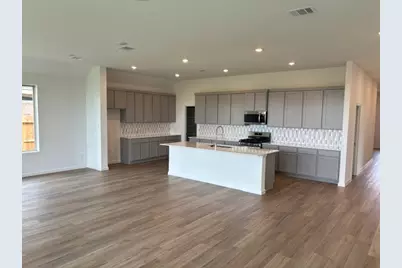 2221 Pacific Current Way, League City, TX 77573 - Photo 2