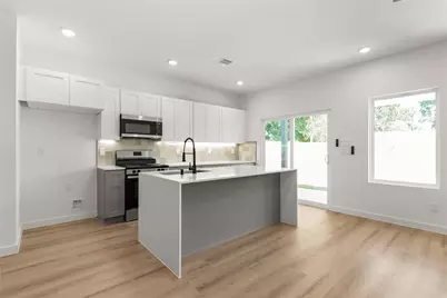 8316 Prairie View Drive, Houston, TX 77088 - Photo 2