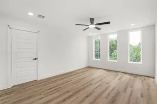 8316 Prairie View Dr, Houston, TX 77088 - Photo 10