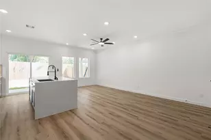 8316 Prairie View Dr, Houston, TX 77088 - Photo 6