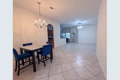 8027 Daylilly Creek Drive, Houston, TX 77083 - Photo 4