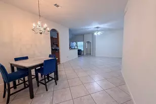 8027 Daylilly Creek Dr, Houston, TX 77083 - Photo 4