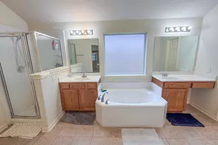 8027 Daylilly Creek Dr, Houston, TX 77083 - Photo 6