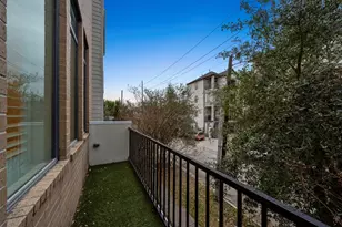 2105 Mason St, Houston, TX 77006 - Photo 10