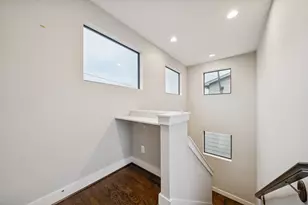 2105 Mason St, Houston, TX 77006 - Photo 16