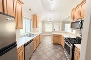19535 Tuscola Ln, Katy, TX 77449 - Photo 10