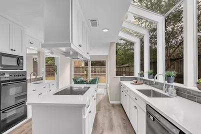 8206 Debbie Gay Drive, Houston, TX 77040 - Photo 12