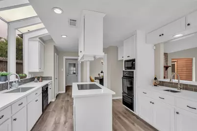 8206 Debbie Gay Drive, Houston, TX 77040 - Photo 16