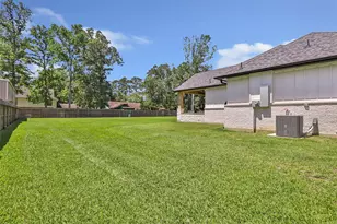 2423 Roman Forest Blvd, New Caney, TX 77357 - Photo 32