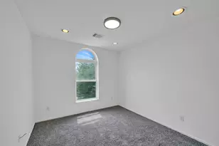 12818 Regg Dr, Houston, TX 77045 - Photo 26