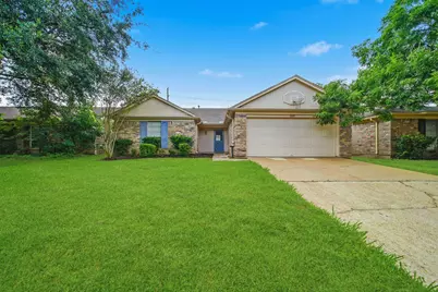 2819 Kettle Run, Sugar Land, TX 77479 - Photo 4