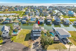 1319 Coral Way, Tiki Island, TX 77554 - Photo 4