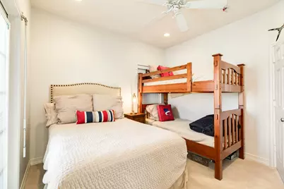 1319 Coral Way, Tiki Island, TX 77554 - Photo 44