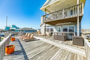 1319 Coral Way, Tiki Island, TX 77554 - Photo 12