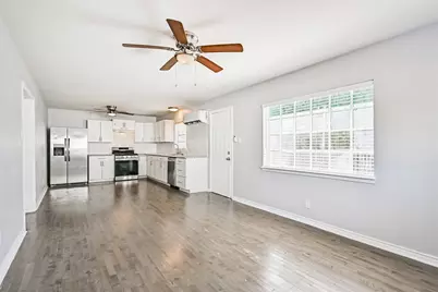 1310 Rosenberg Street, Galveston, TX 77550 - Photo 36