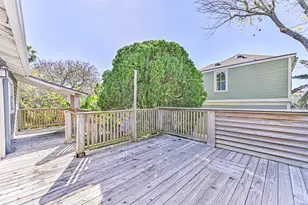 1310 Rosenberg St, Galveston, TX 77550 - Photo 34