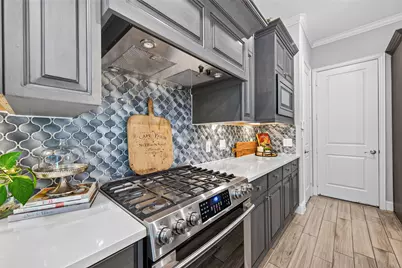 51 Banbury Court, Tomball, TX 77375 - Photo 14