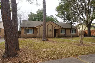 10703 Wickersham Ln, Houston, TX 77042 - Photo 4