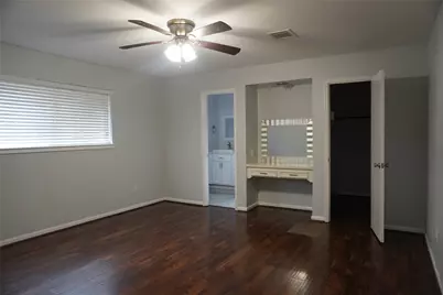 10703 Wickersham Lane, Houston, TX 77042 - Photo 22