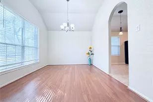 20118 Longheath Ct, Richmond, TX 77407 - Photo 4