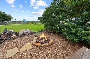930 West Ln, Crystal Beach, TX 77650 - Photo 30