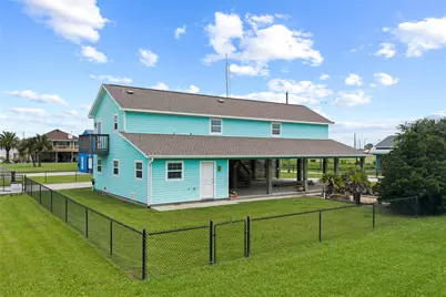 930 West Lane, Crystal Beach, TX 77650 - Photo 36