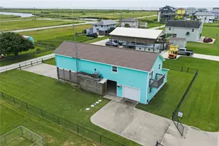 930 West Ln, Crystal Beach, TX 77650 - Photo 2
