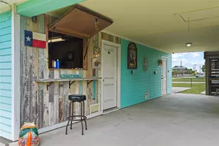 930 West Ln, Crystal Beach, TX 77650 - Photo 22