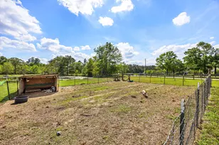 167 County Rd 3185, Cleveland, TX 77327 - Photo 10