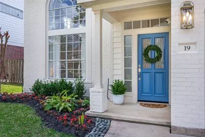 19 Tender Violet Place, The Woodlands, TX 77381 - Photo 4