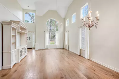 19 Tender Violet Place, The Woodlands, TX 77381 - Photo 8