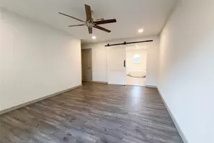 10726 Sugar Hill Dr, Houston, TX 77042 - Photo 14