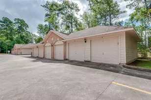 8051 Bay Branch Dr, The Woodlands, TX 77382 - Photo 4
