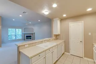 8051 Bay Branch Dr, The Woodlands, TX 77382 - Photo 20