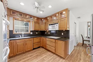 3902 Stillview Dr, Houston, TX 77068 - Photo 18