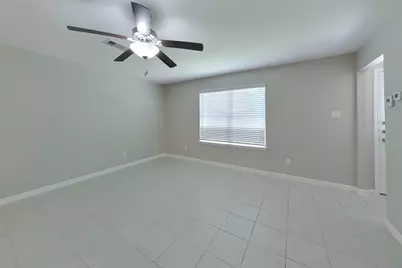 829 Painted Bison Drive, La Marque, TX 77568 - Photo 2