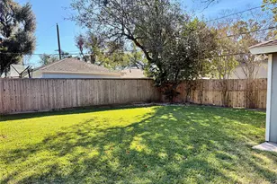 5019 Poinciana Dr, Houston, TX 77092 - Photo 6