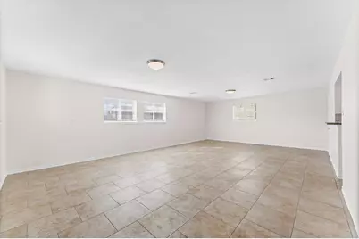 7302 Jones Drive, Galveston, TX 77551 - Photo 12
