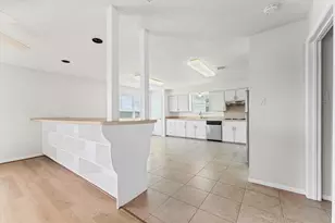 7302 Jones Dr, Galveston, TX 77551 - Photo 22