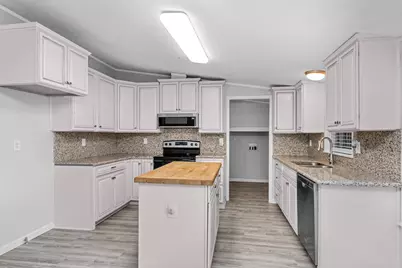 4621 Price Road, Montgomery, TX 77316 - Photo 14