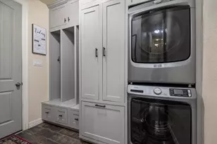28503 Redwood Cliff Ln, Houston, TX 77336 - Photo 26