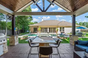 28503 Redwood Cliff Ln, Houston, TX 77336 - Photo 38