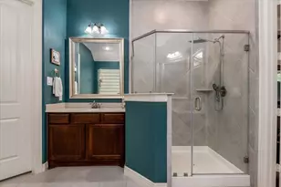 28503 Redwood Cliff Ln, Houston, TX 77336 - Photo 22