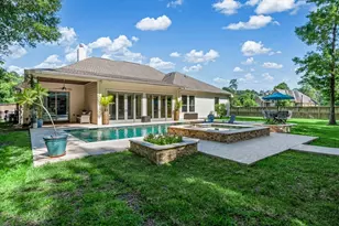 28503 Redwood Cliff Ln, Houston, TX 77336 - Photo 2