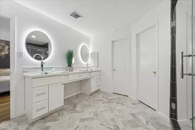 403 Colonial Drive, Friendswood, TX 77546 - Photo 16