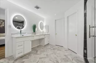 403 Colonial Dr, Friendswood, TX 77546 - Photo 16