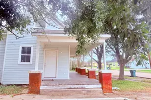 2105 Laurel Ave, Beaumont, TX 77701 - Photo 2