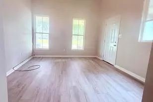 2105 Laurel Ave, Beaumont, TX 77701 - Photo 6